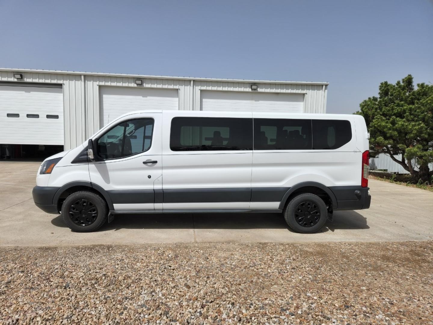 2018 White /Gray Ford Transit 350 Wagon Low Roof XLT w/Sliding Pass. 148-in. WB (1FBZX2YG8JK) with an 3.5L V6 DOHC 24V engine, 6A transmission, located at 205 W Nobes Rd, York, NE, 68467, (402) 362-5933, 40.857784, -97.594452- Photo#1